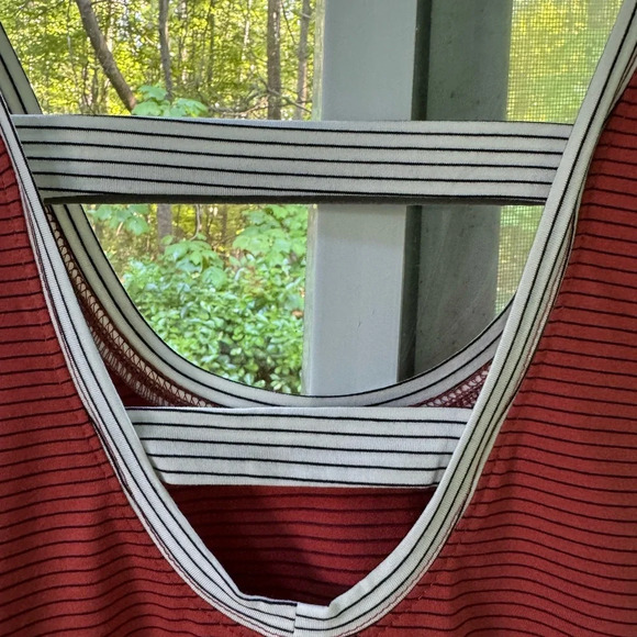 Hem & Thread S Anthropology Tank with crossed layered at hem, brick color NWT. - Picture 4 of 8